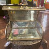 Old showcase 1900 - sweets