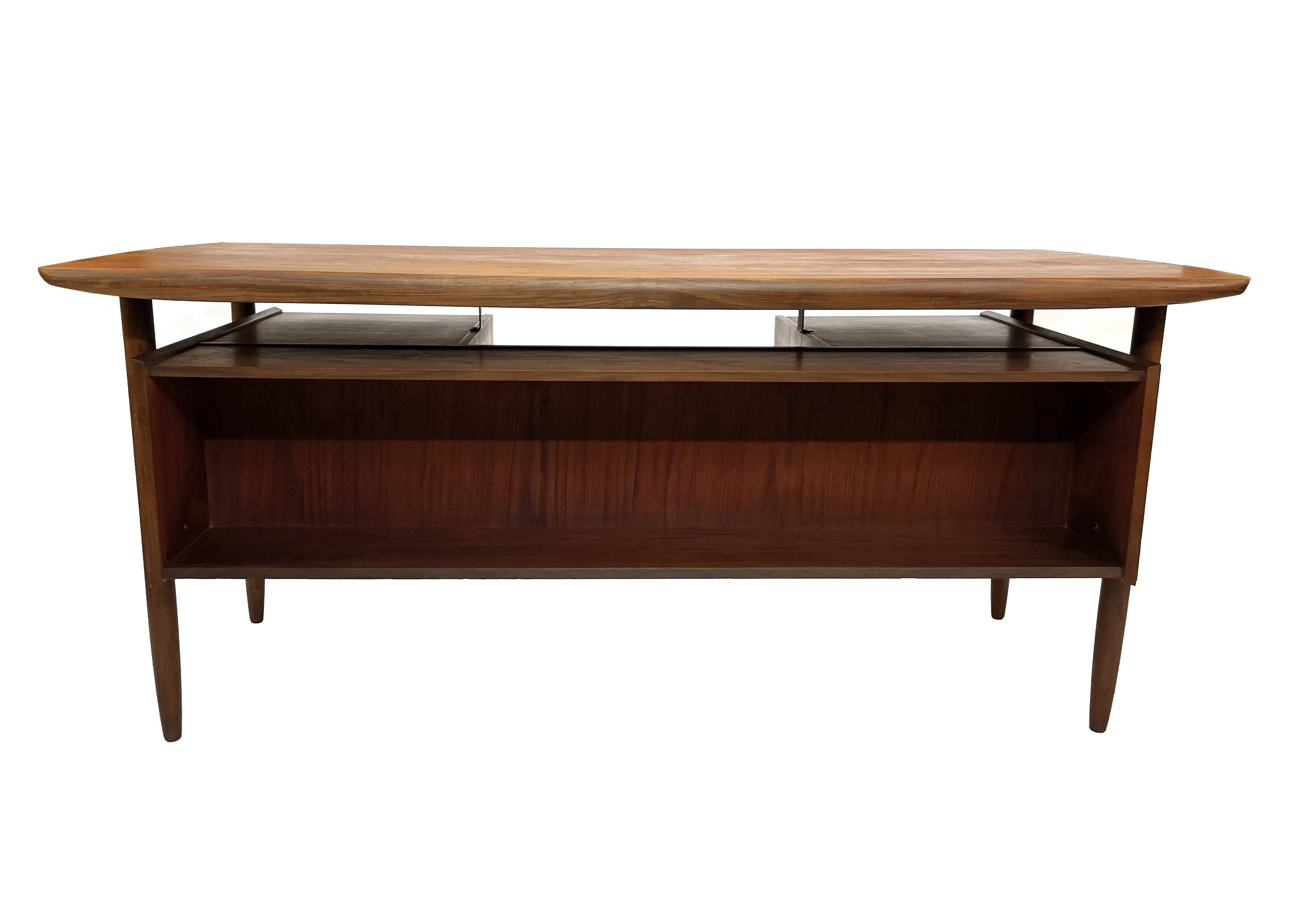 Bureau vintage en teck de Tijsseling pour Propos Hulmefa 1960