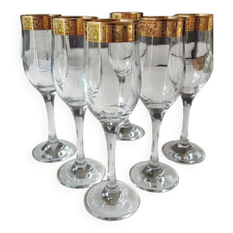 Lot 6 large champagne flutes. Style Cristalleria Fratelli Fumo Brothers Italy. 24 c gold border engraved arabesques