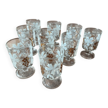 Set of 9 vintage digestive glasses