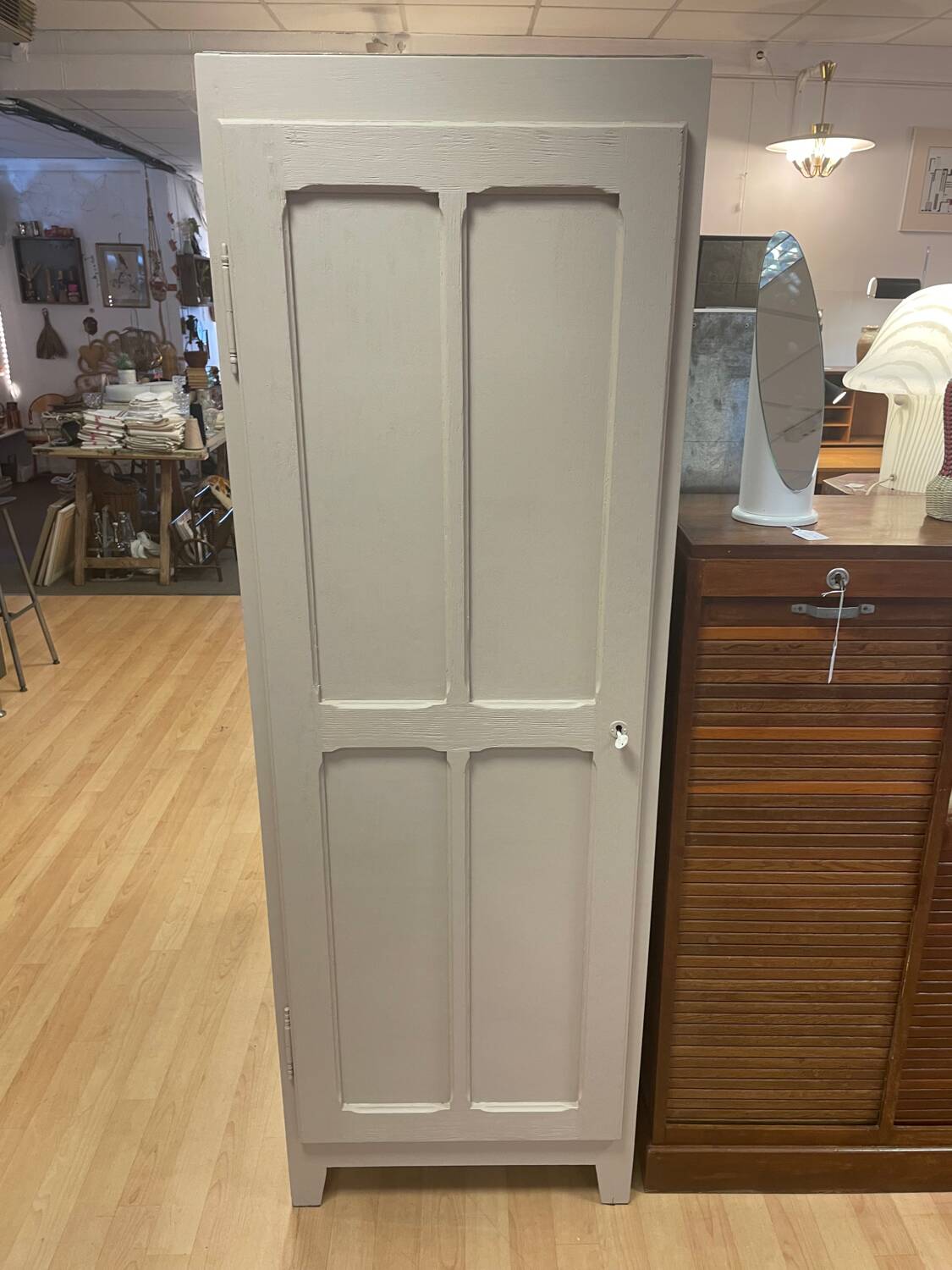 Small pinkish beige Parisian wardrobe