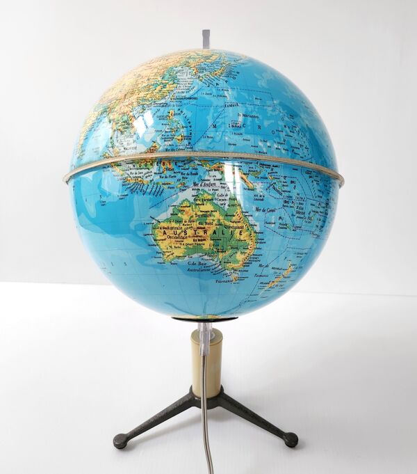 Globe terrestre lumineux vintage 1950