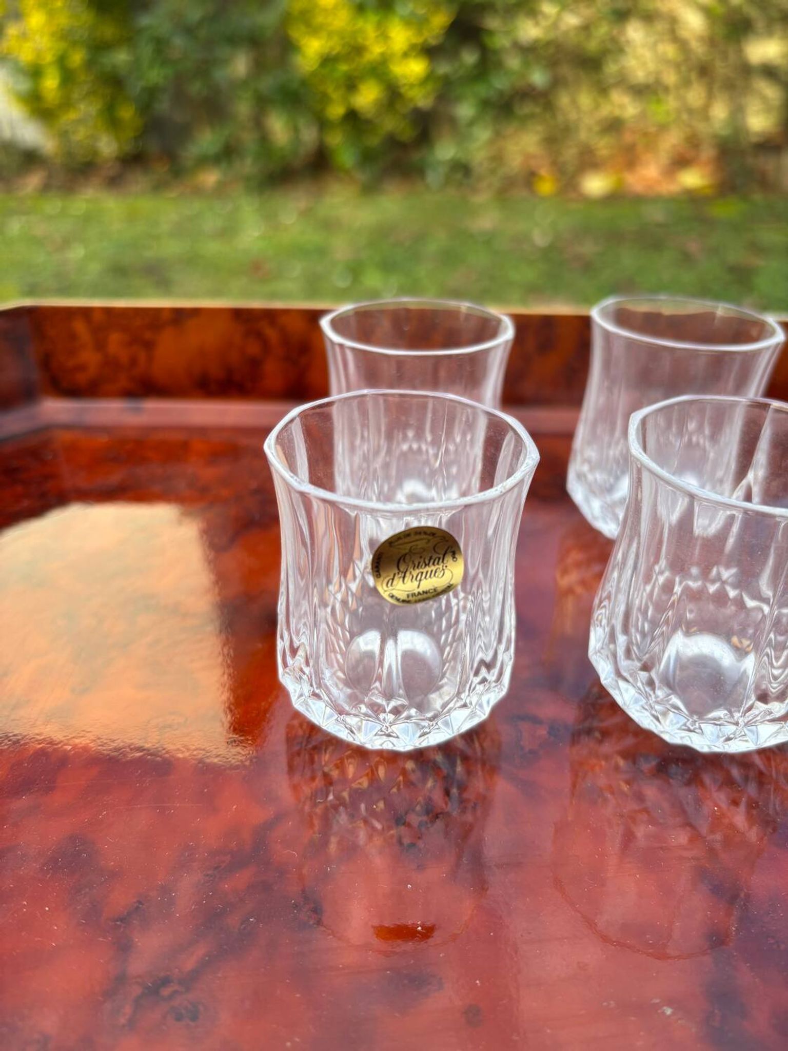 Lot de six verres a liqueur en cristal