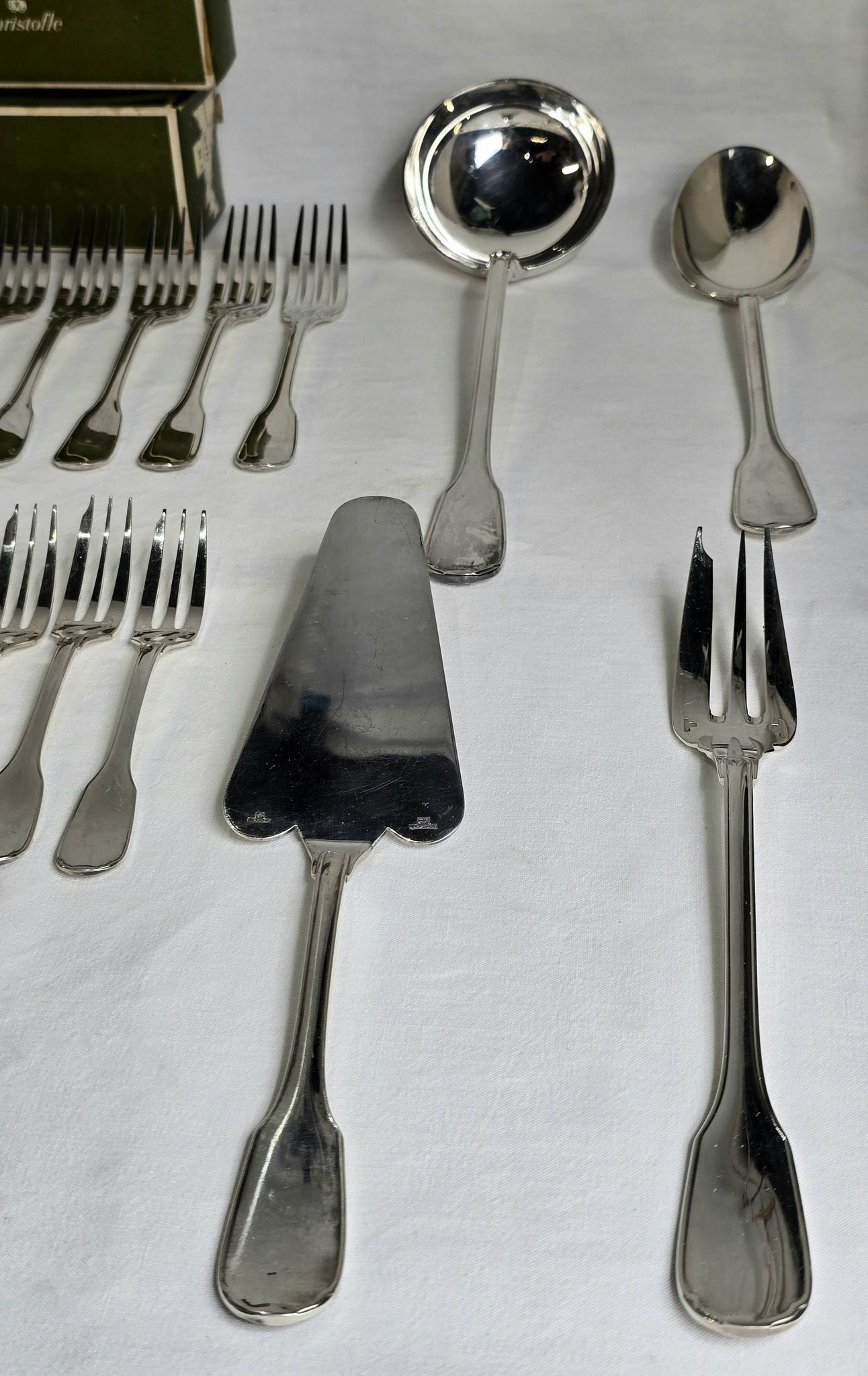 87-piece household cutlery set from Christofle, Versailles model, in metal.