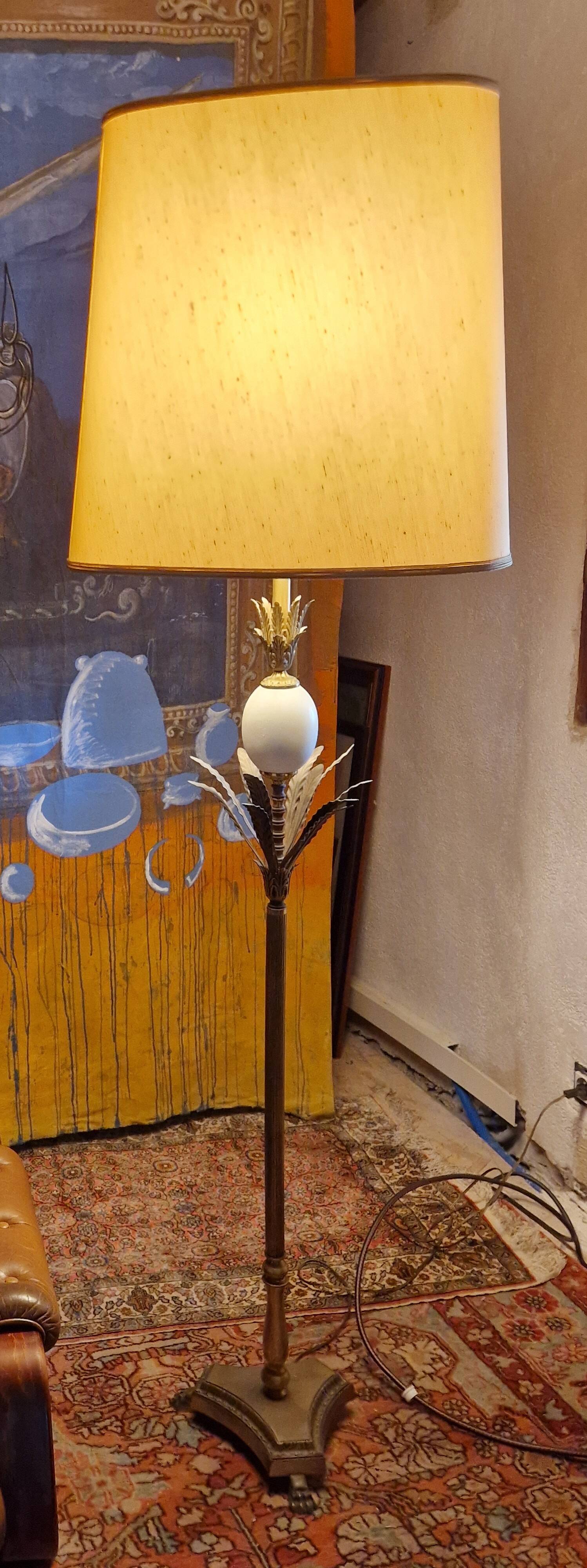 Lampe oeuf d'autruche et ananas style Jansen