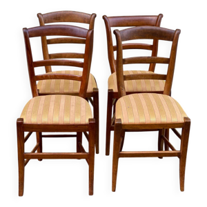4 chaises en bois massif
