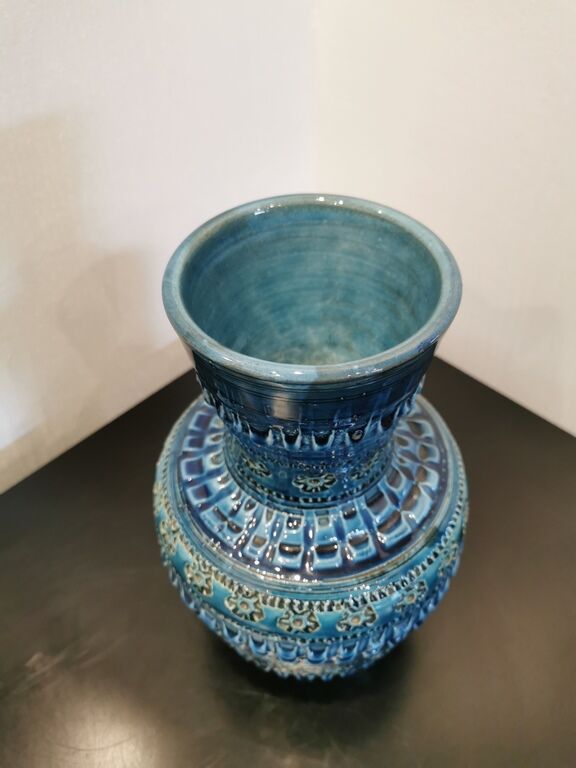 Blue vase by Aldo Londi