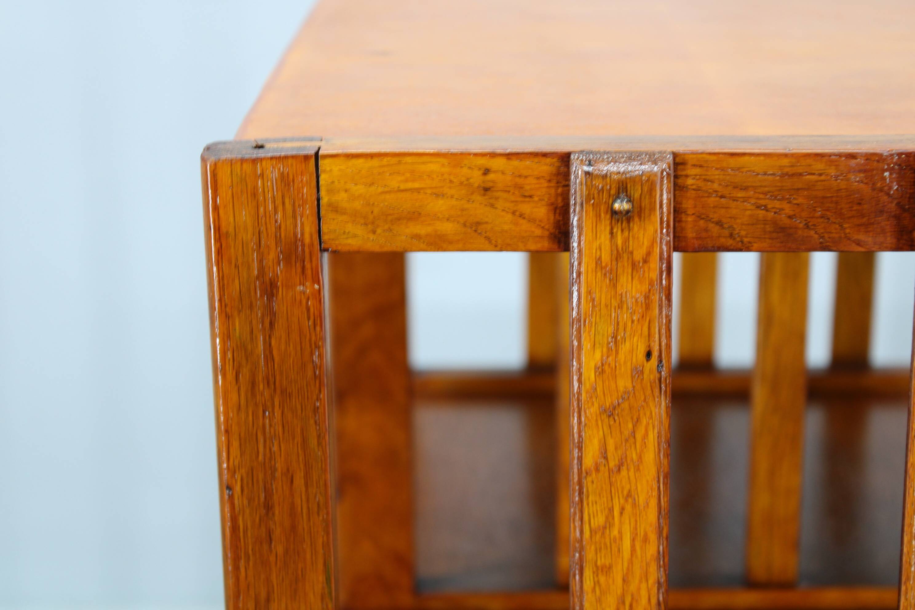 Restored Art Deco oak storage shelf cabinet, Germany 1930s — Bauhaus shelving