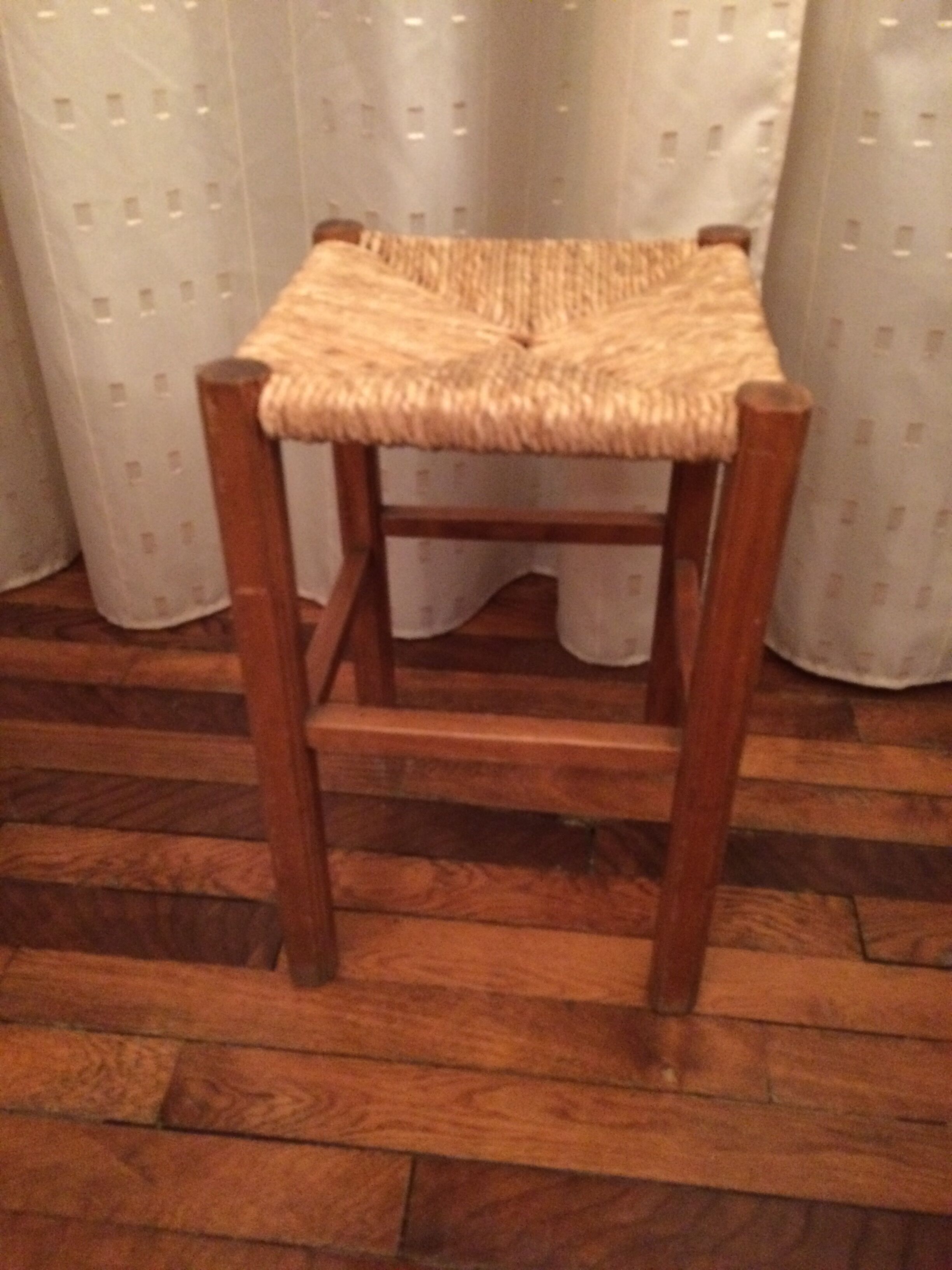 Stuffed sitting snuff