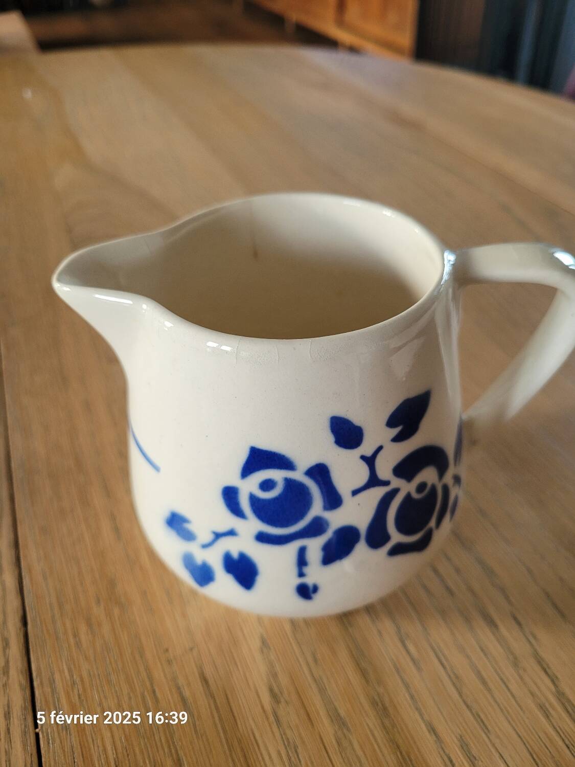 Pot à lait ancien