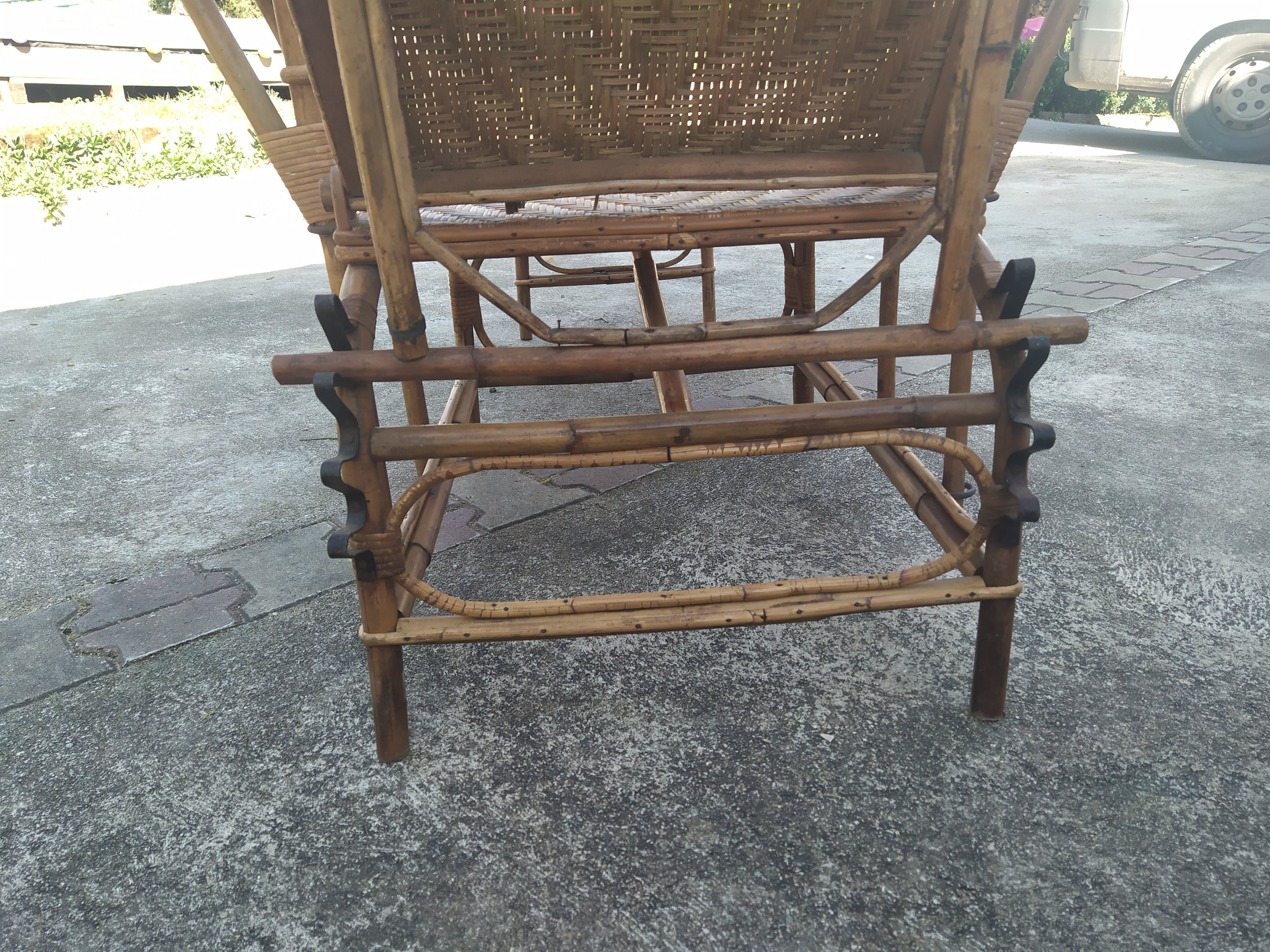 Former rattan and bamboo lounge chair in 1920