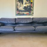 Cassina Maralunga leather sofa design Vico Magistretti