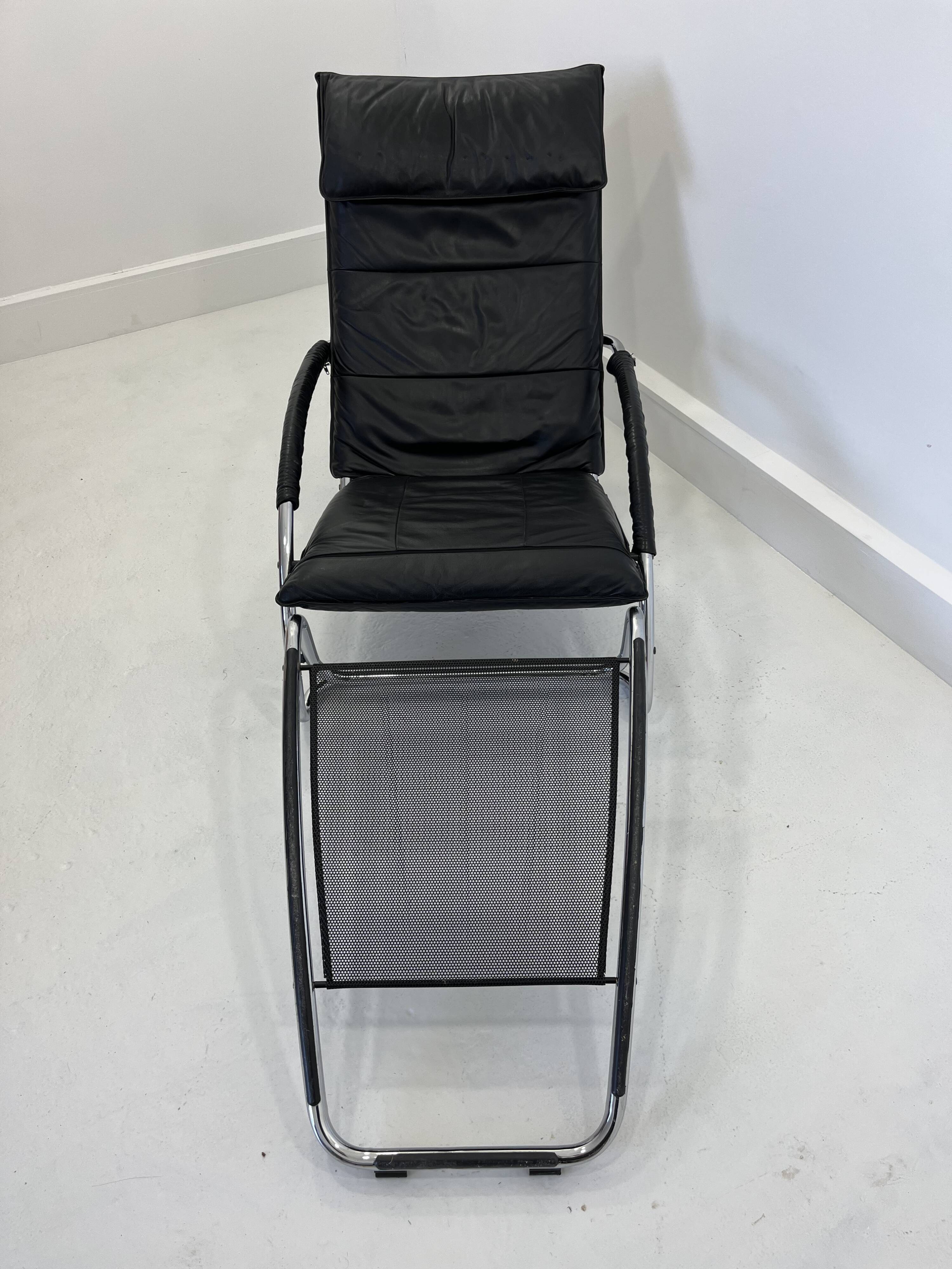 Fauteuil à bascule en cuir par Jochen Hoffman, années 1990