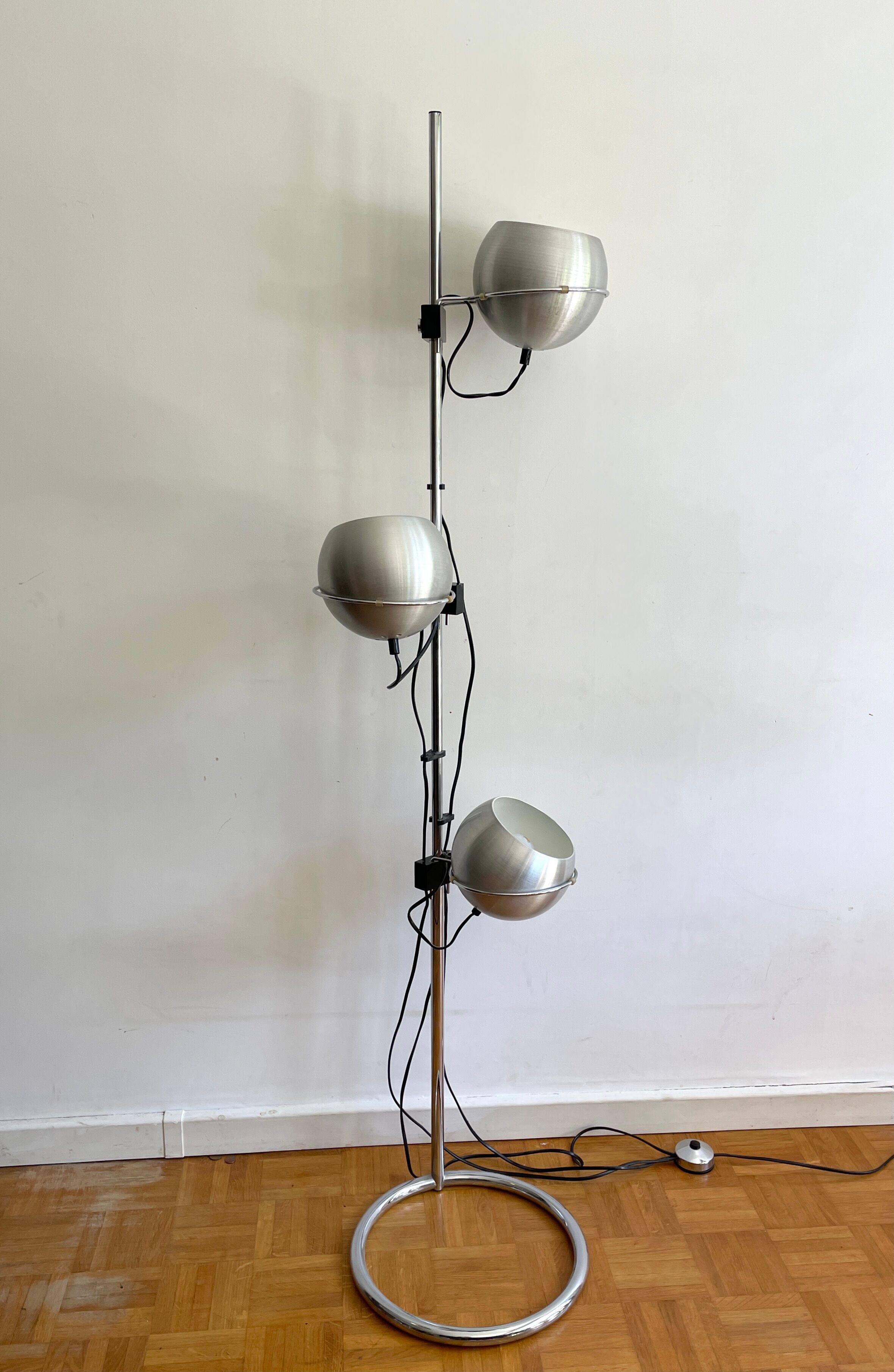 Floor lamp type "Eye-ball" by Goffredo Regianni Italy 1970