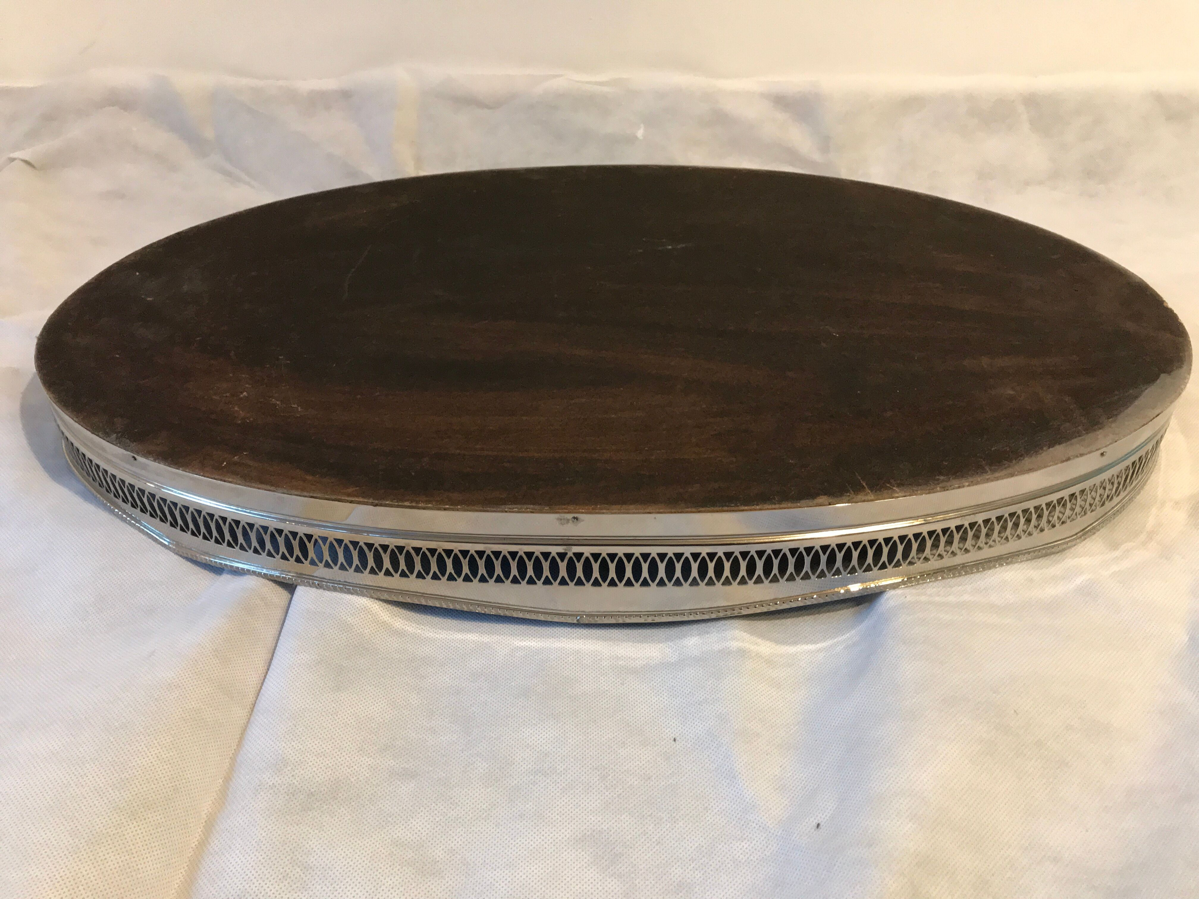 Service tray of silver metal, wood and fake tortoiseshells 1970