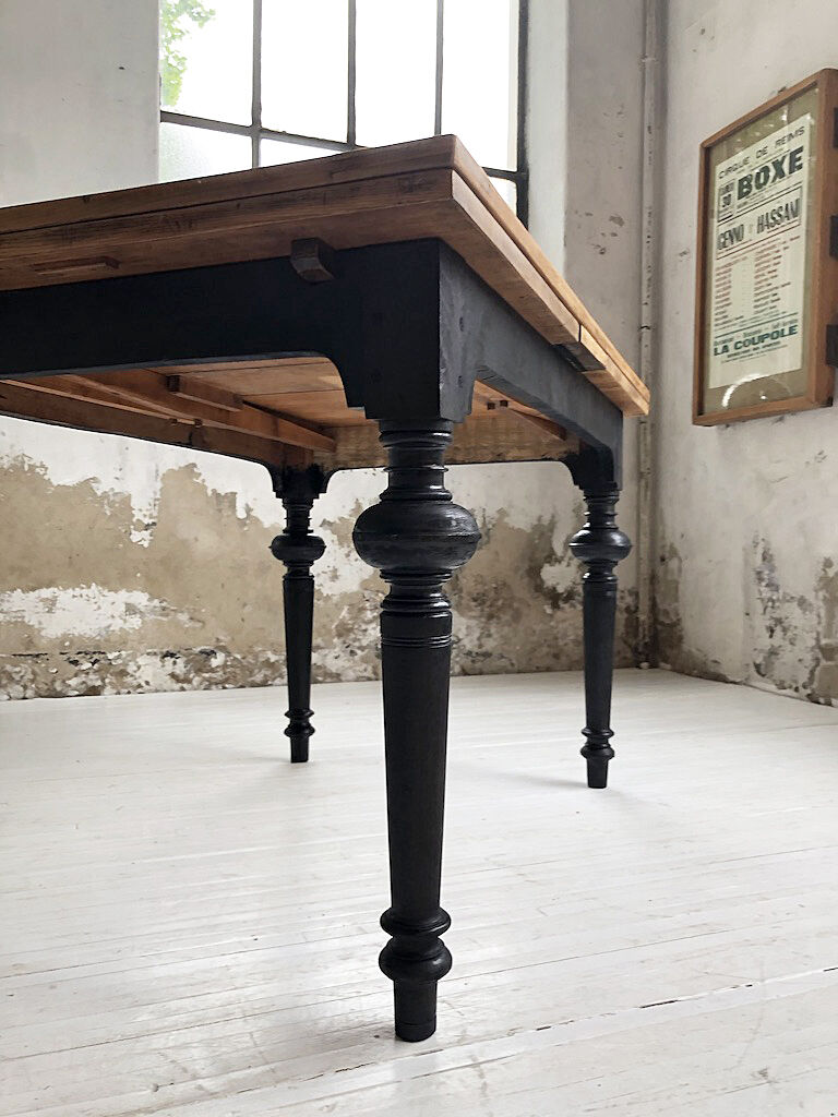 Ancient oak farm table with extensions 218 cm