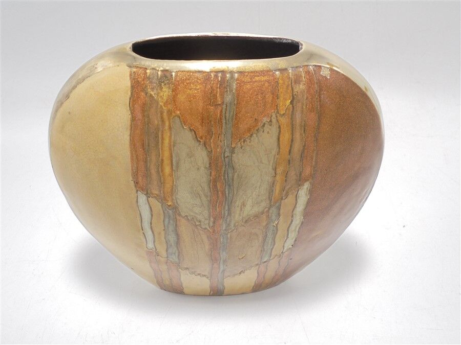 Vase en laiton