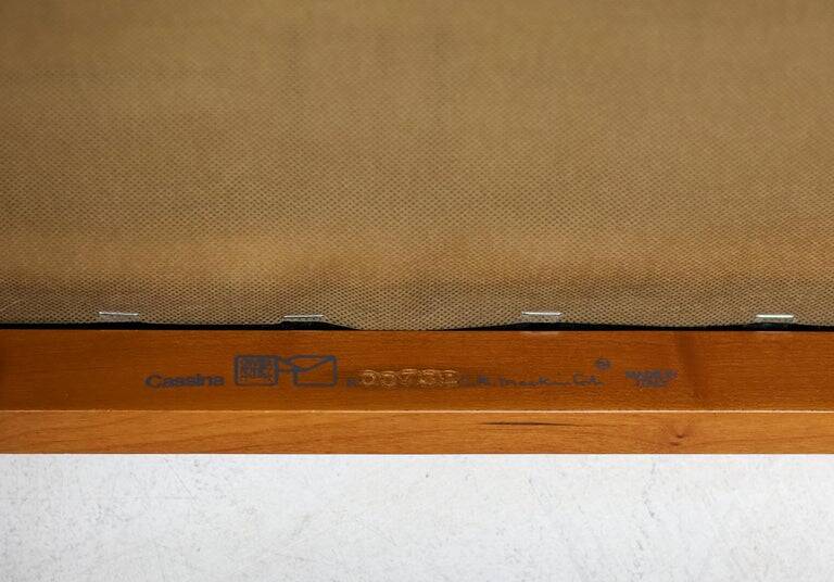 Table Frank Lloyd Wright ‘608 Taliesin’ + four Mackintosh chairs “309 Ingram”