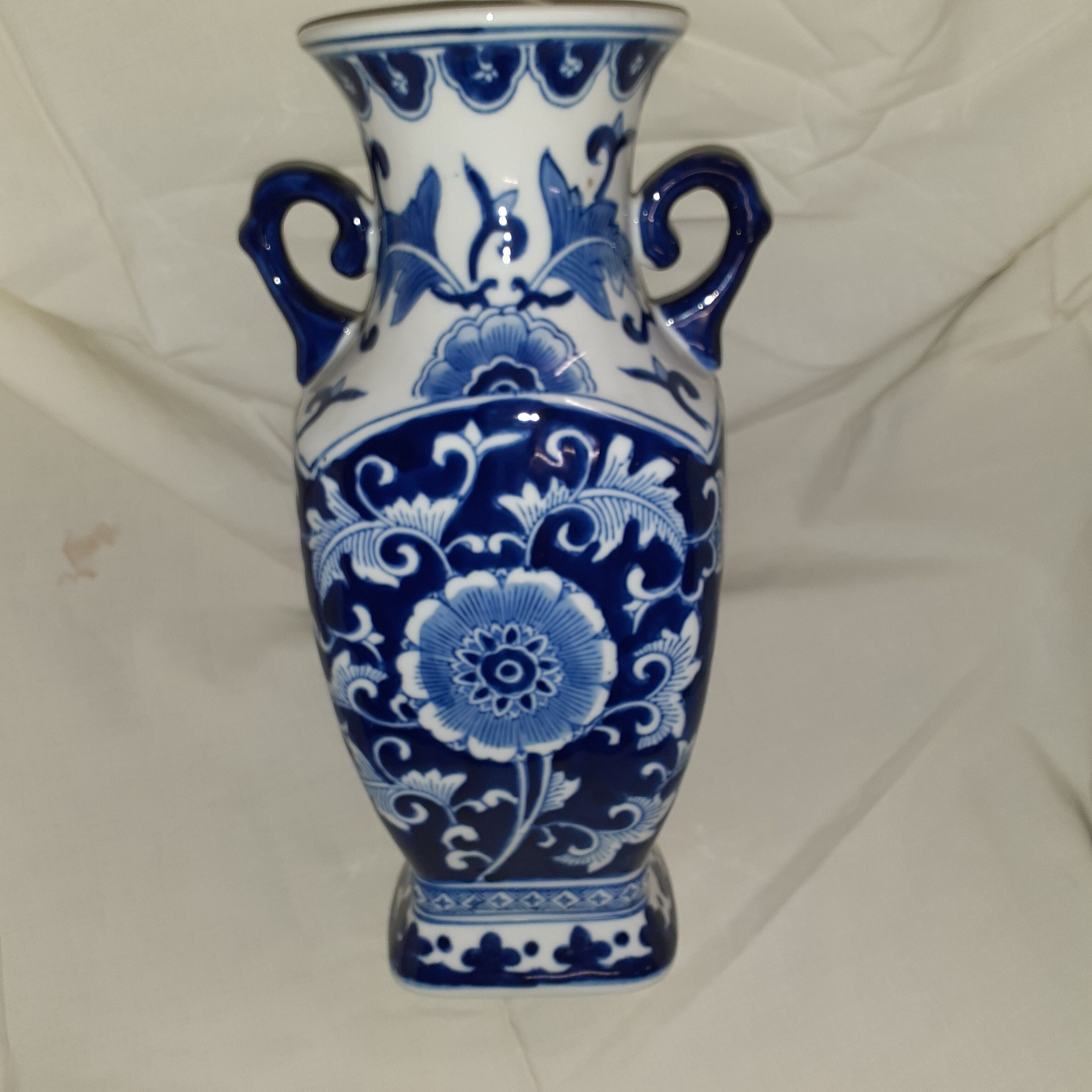 Floral blue decor Asian vase