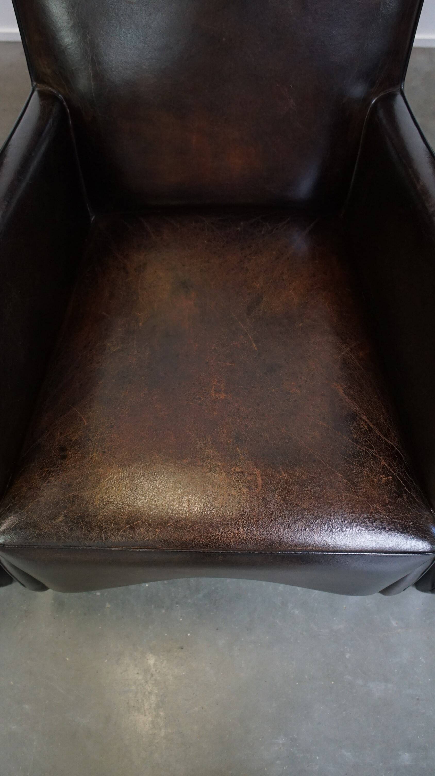 Lot de 4 chaises de salle à manger au design en cuir de mouton