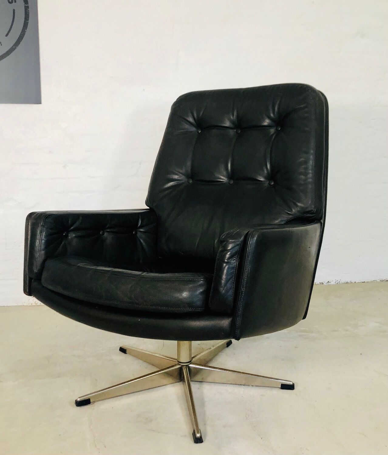 Vintage danish mid century svend. skipper leather lounge chair 1970,s