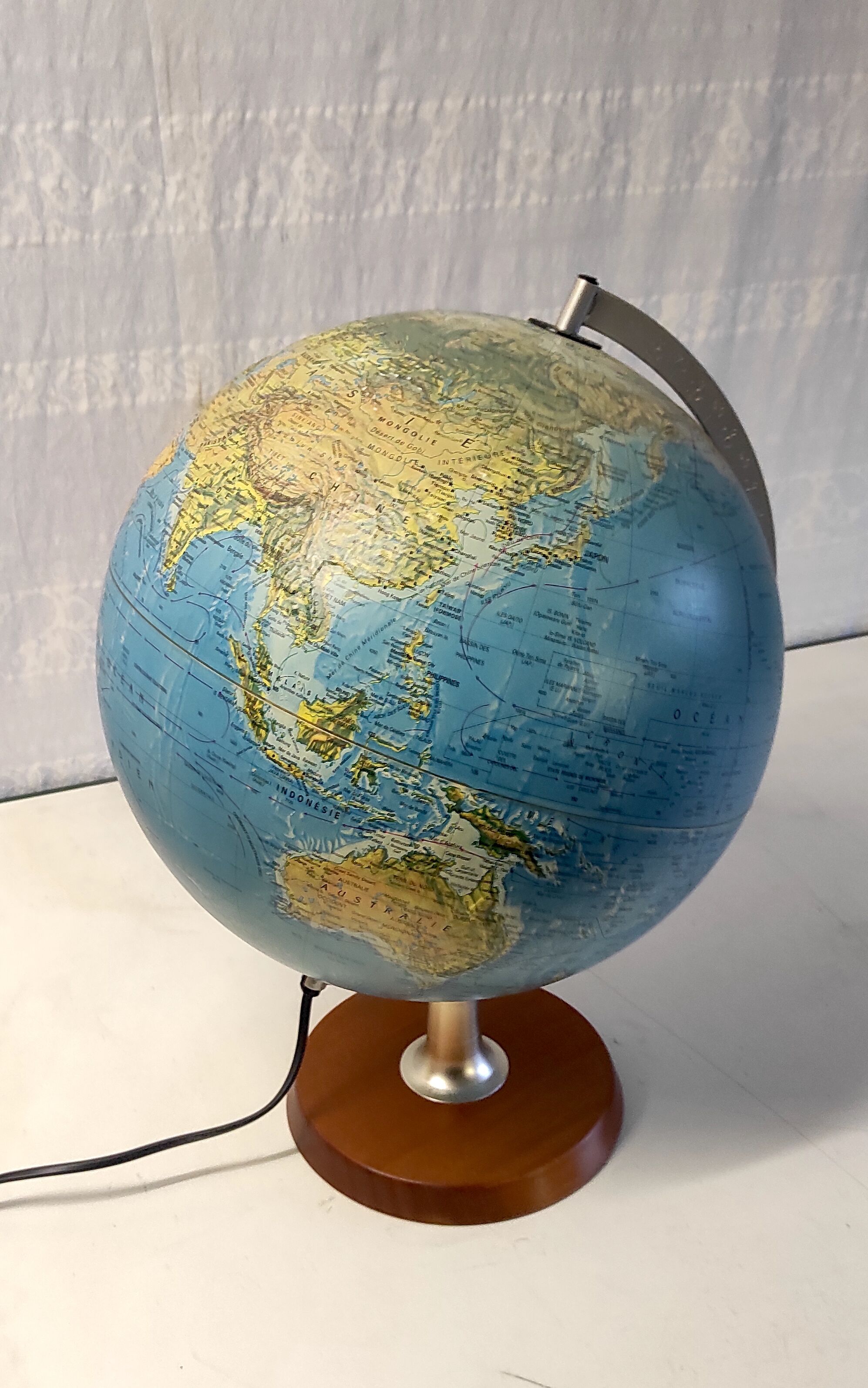 Luminous globe by Scanglobe - Denmark – 70s/80s