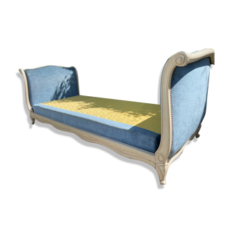 Rest bench or individual bed velvet blue