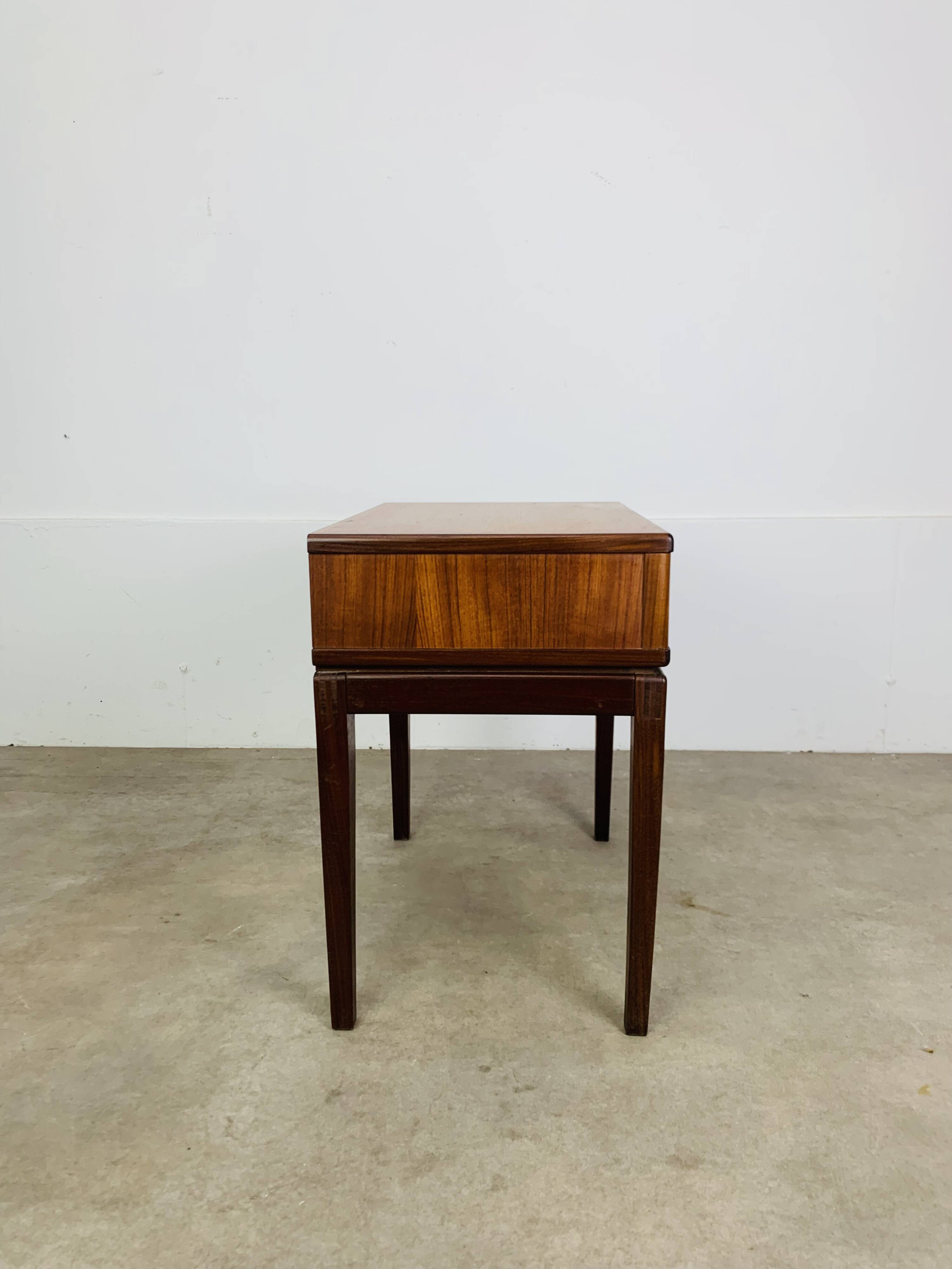 Chevet scandinave en teck, années 60