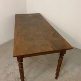 Farm table