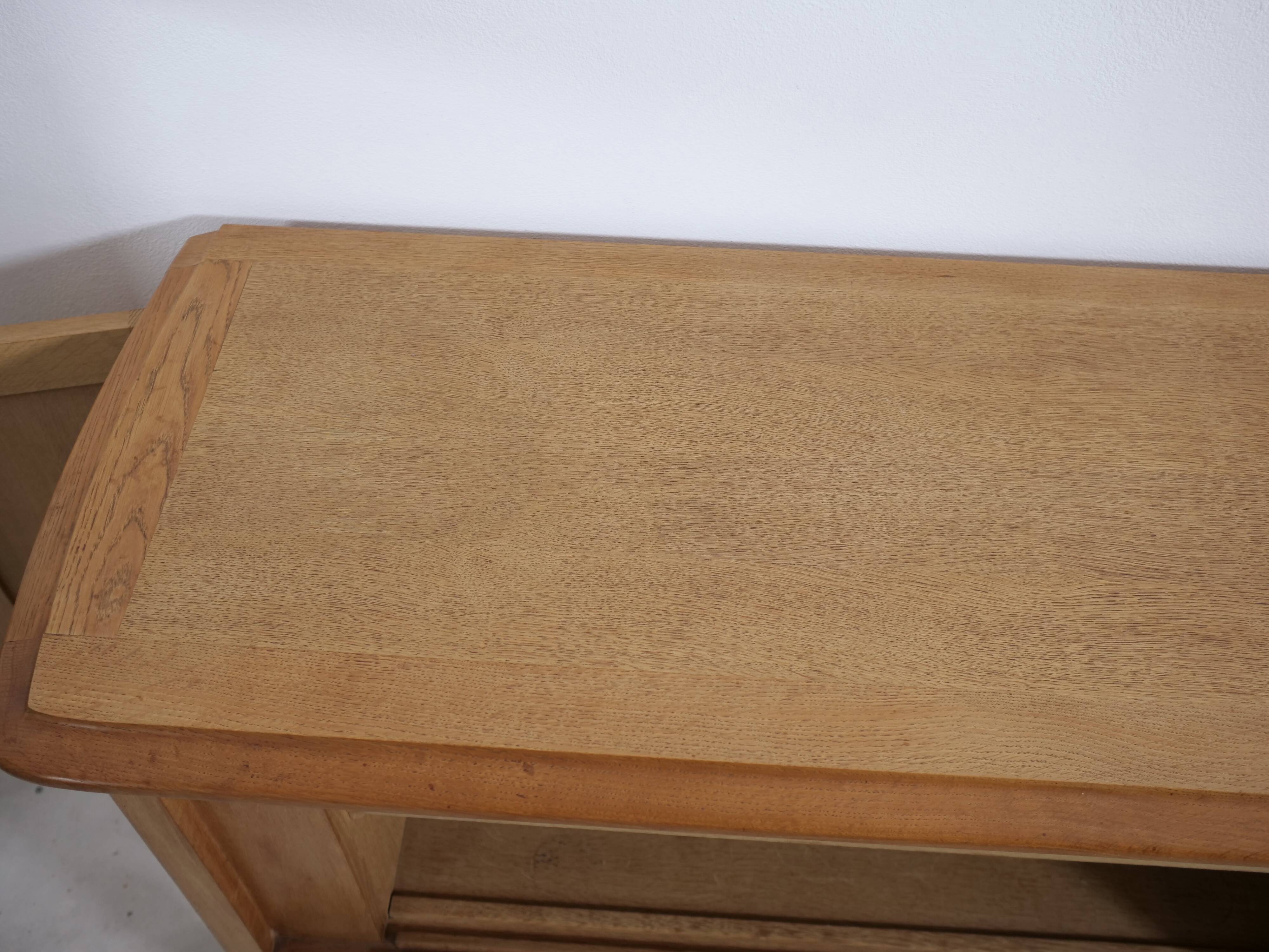 Guillerme and Chambron oak sideboard in light wood in a brutalist style.