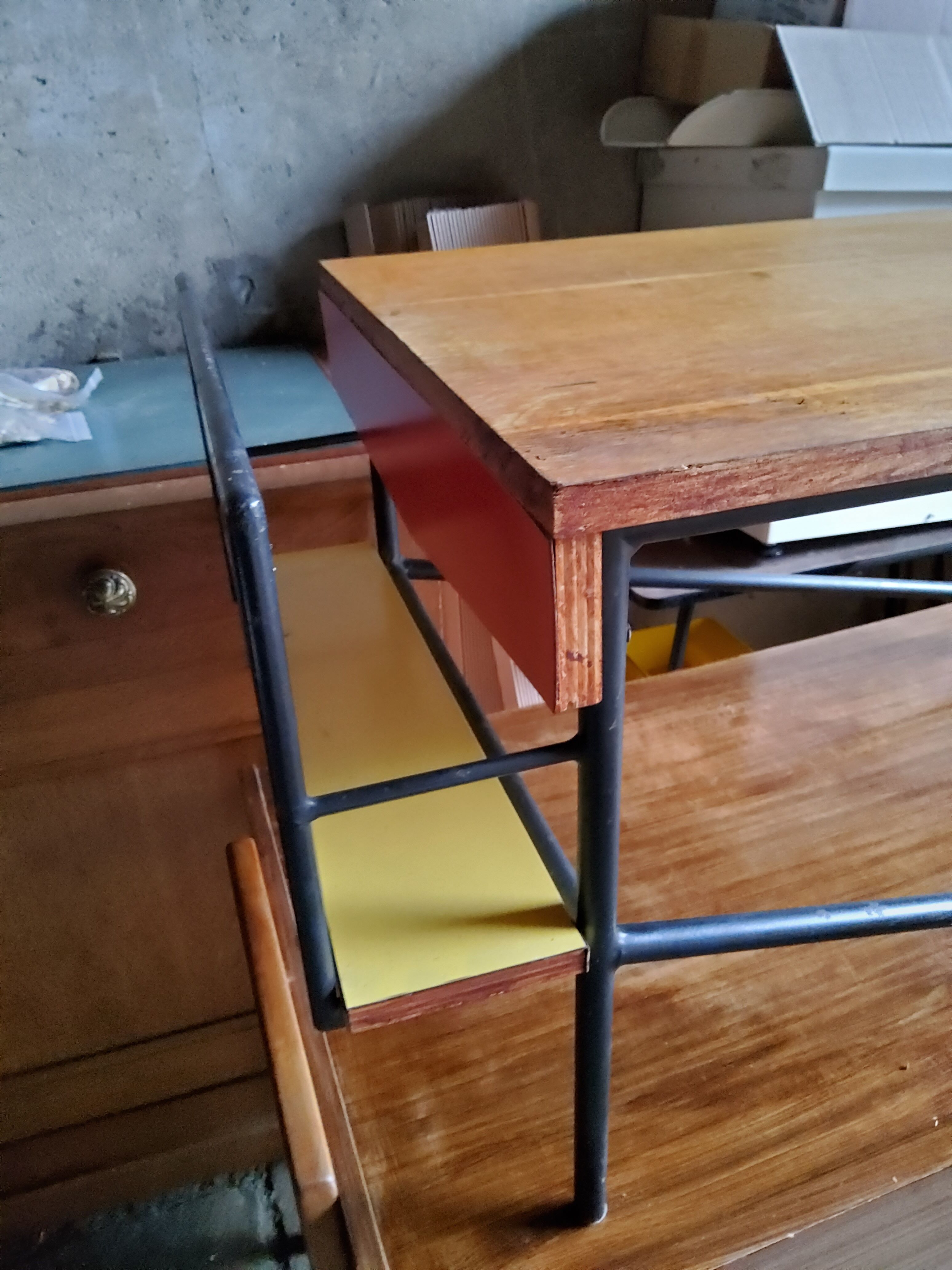 Vintage lounge coffee table