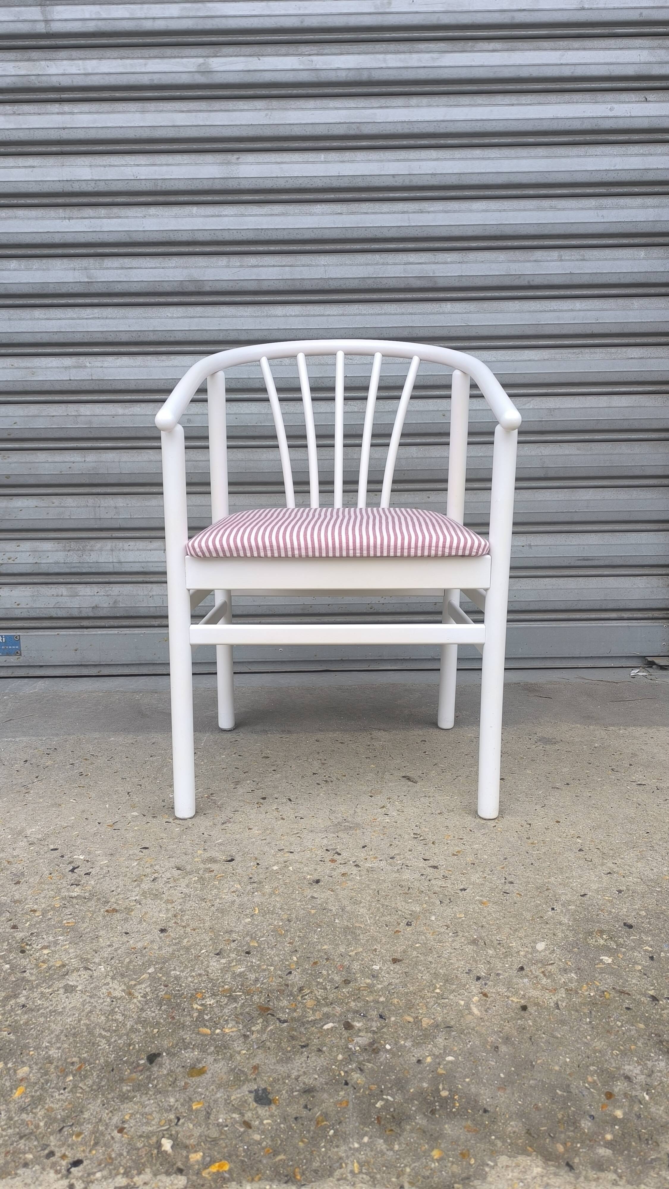 Italian armchair from the 80s