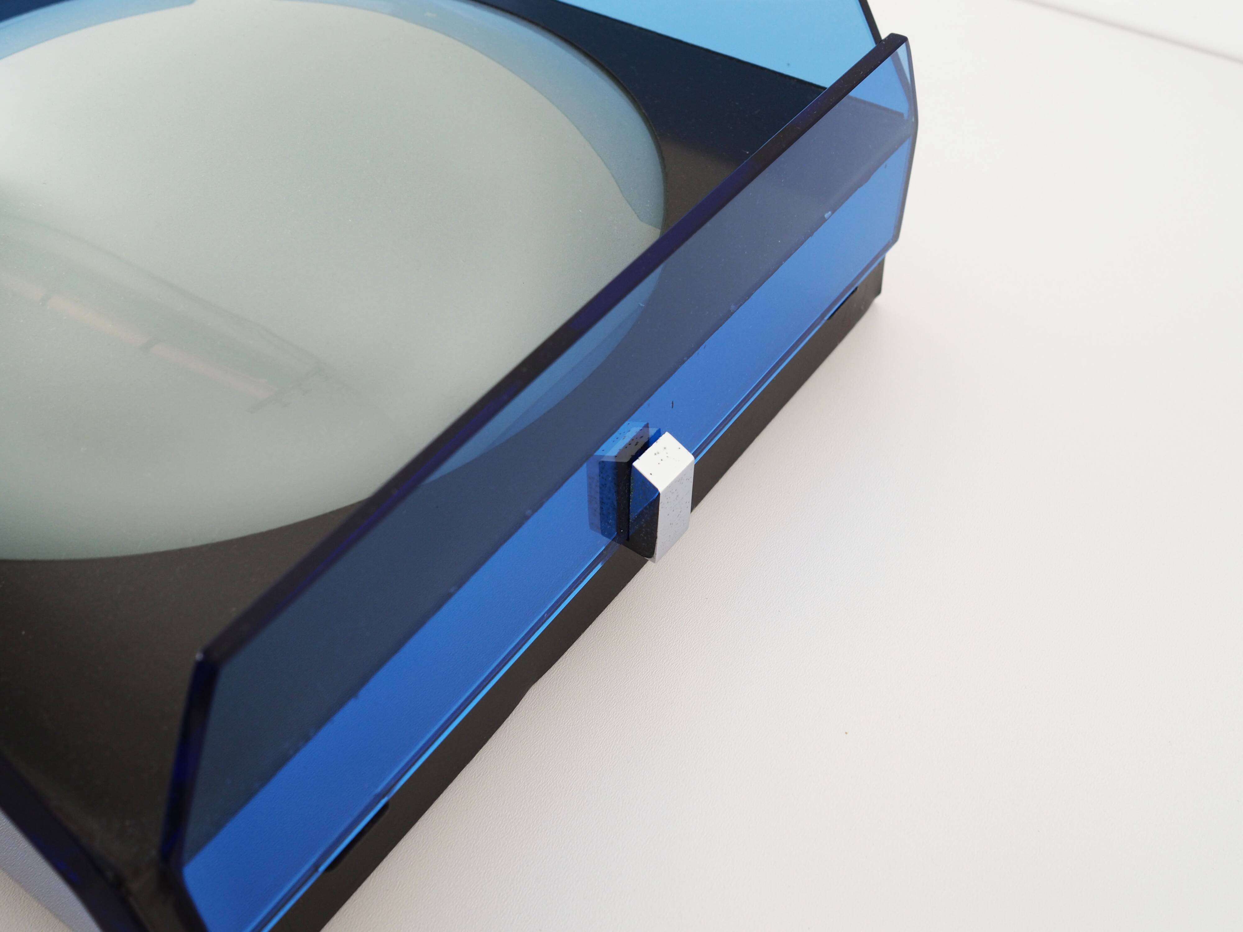 Wall lamp, Murano glass, Italian design, 1970s, manufacture: Vega