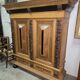 Armoire Hollandaise a coussins de style Renaissance en bois massif