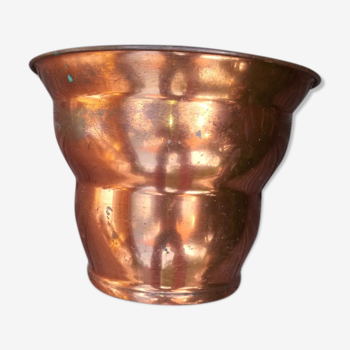 Copper pot cache