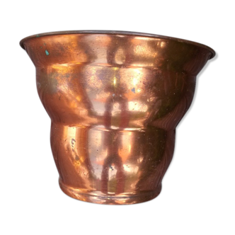 Copper pot cache