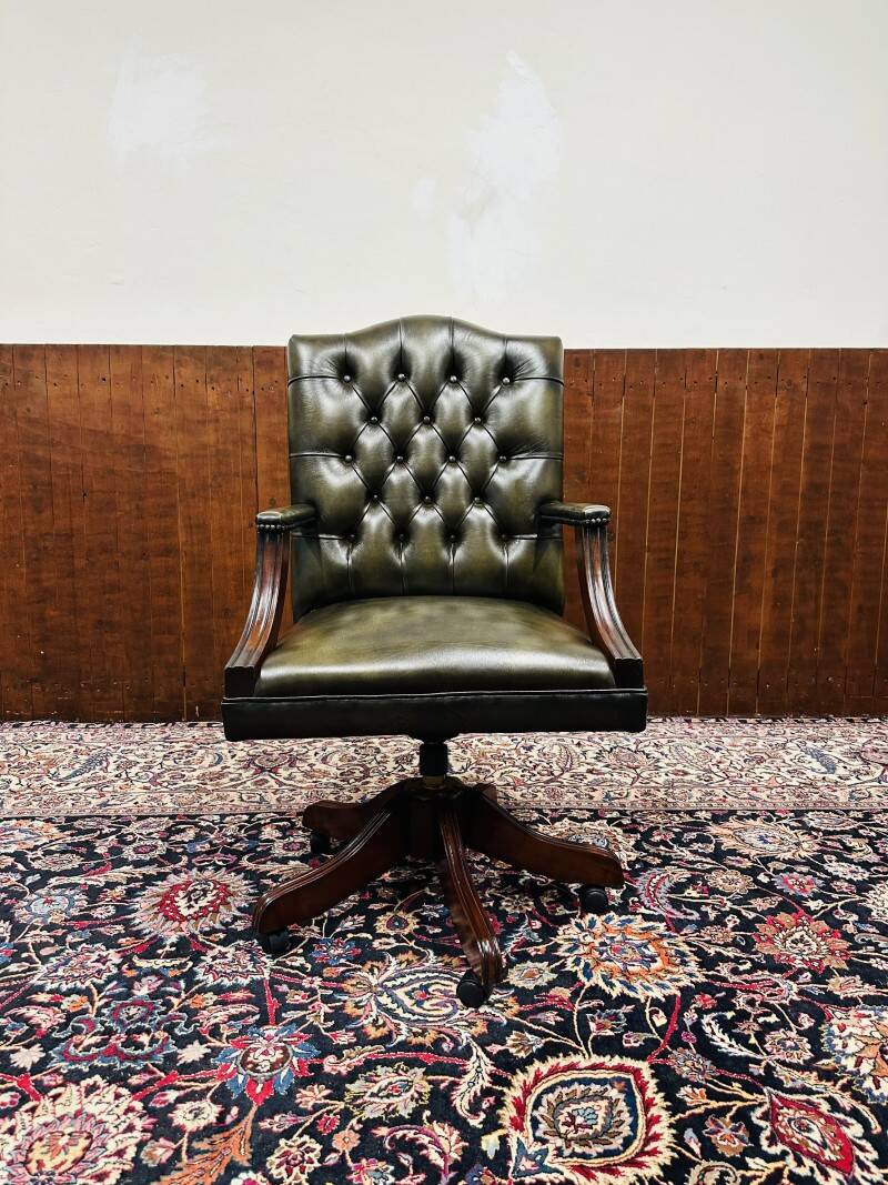Fauteuil de bureau Chesterfield President vert olive