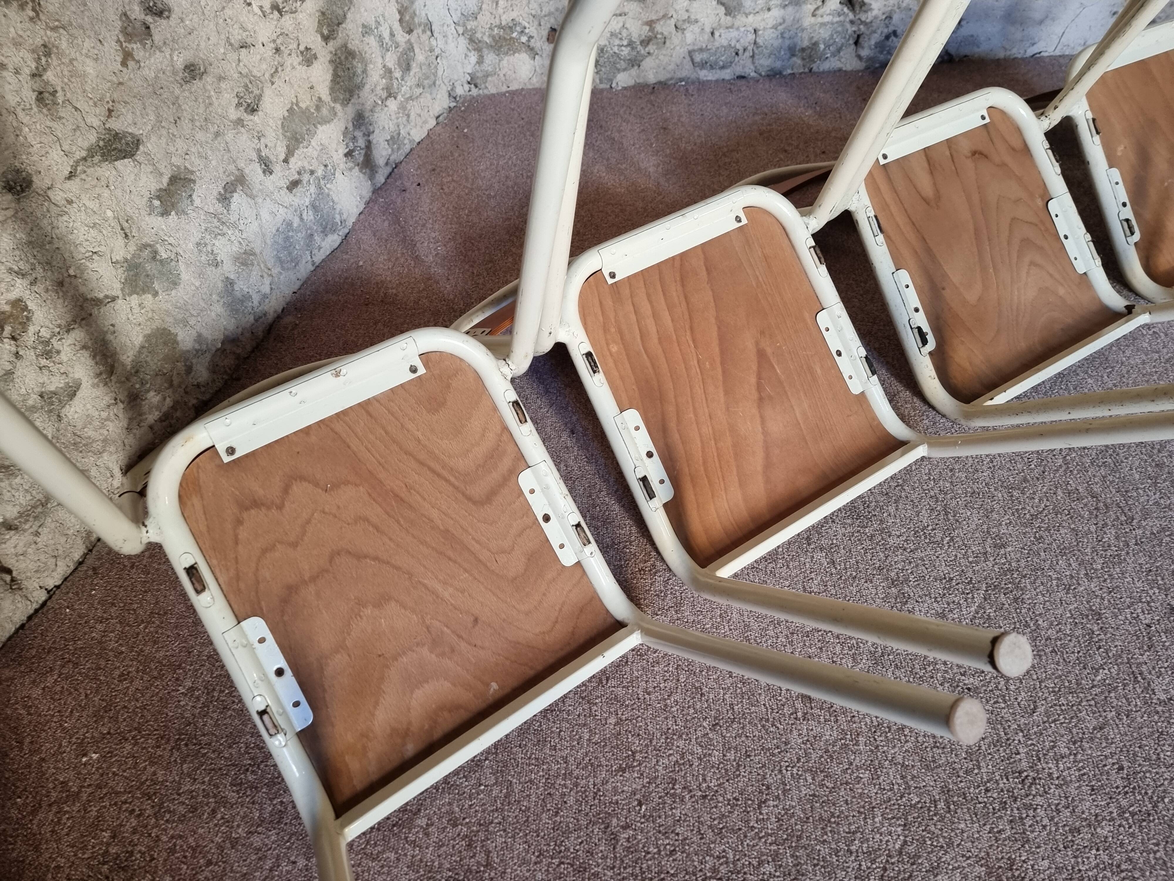 Set of 4 vintage French school chairs – Stackable chairs – 1920s