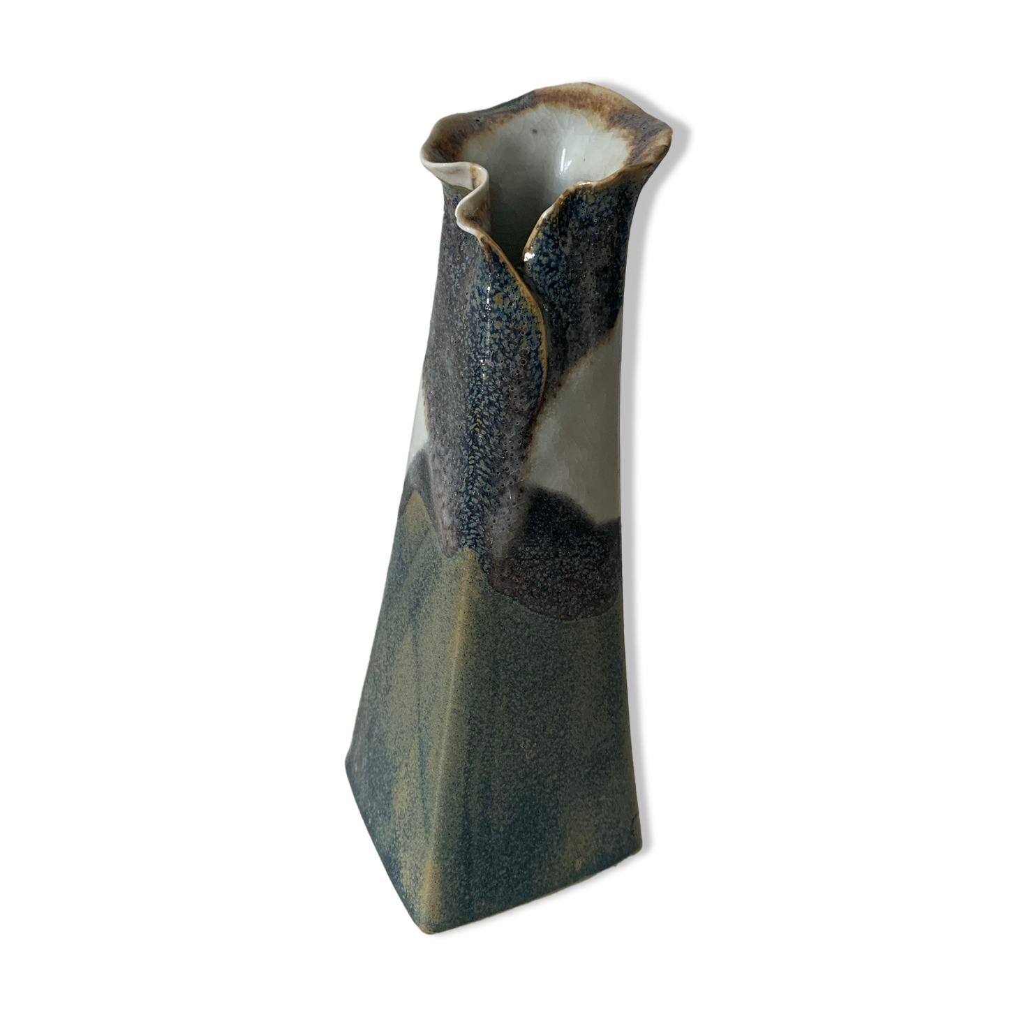 Ceramic vase