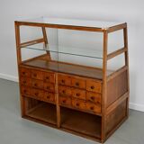 Meuble de mercerie ou comptoir de magasin espagnol ancien en hêtre et chêne, années 1950