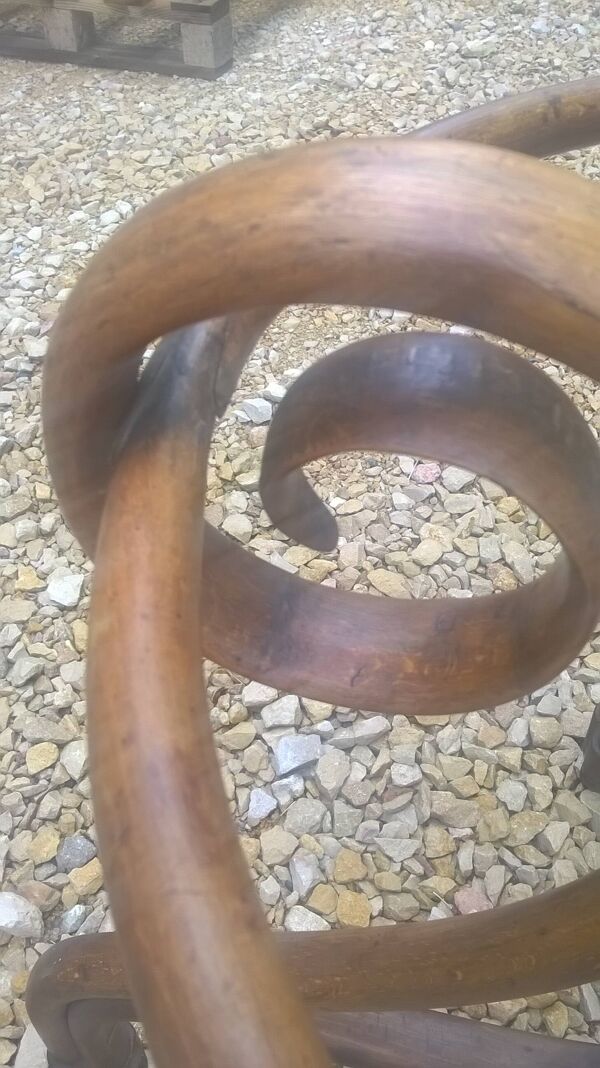 Portemanteau perroquet bistrot attribué à Thonet