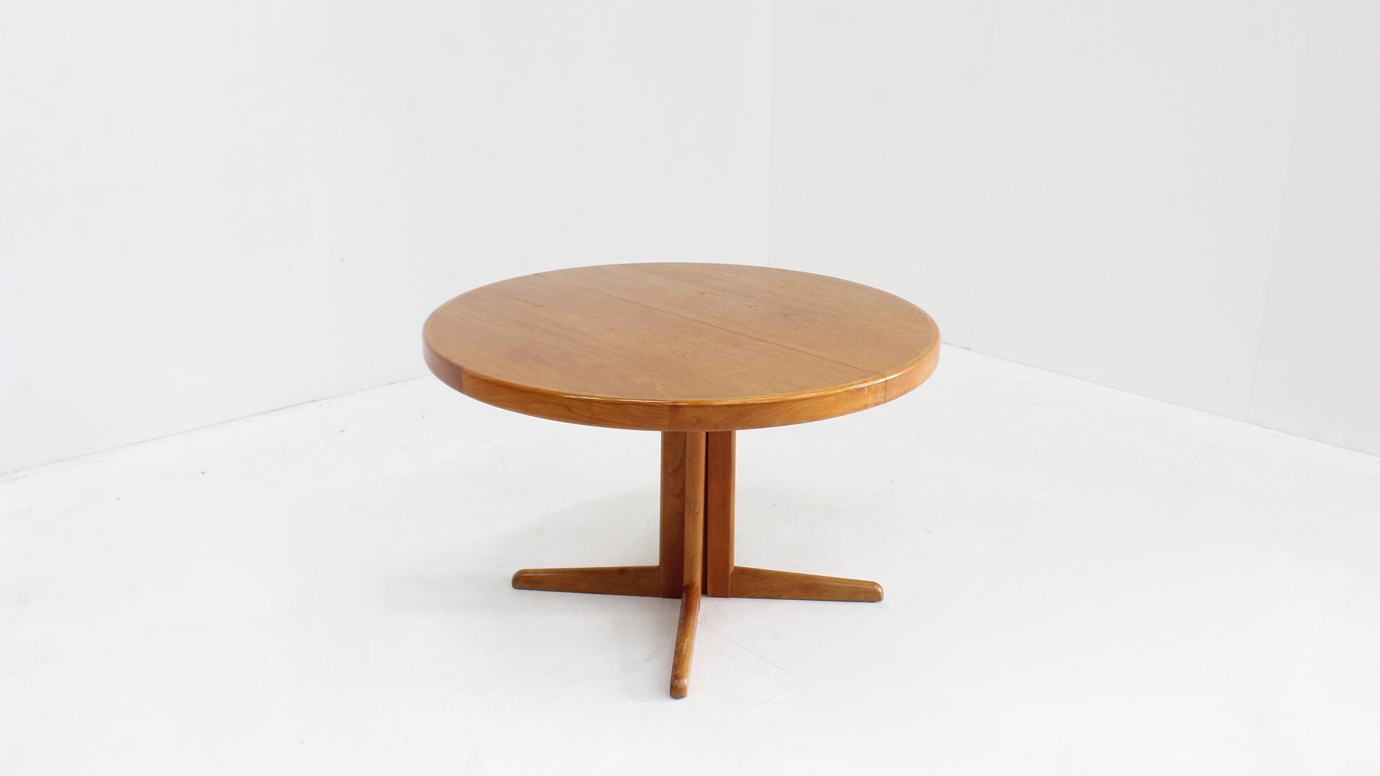 Vintage Danish round extendable dining table teak by Bramin 1960s