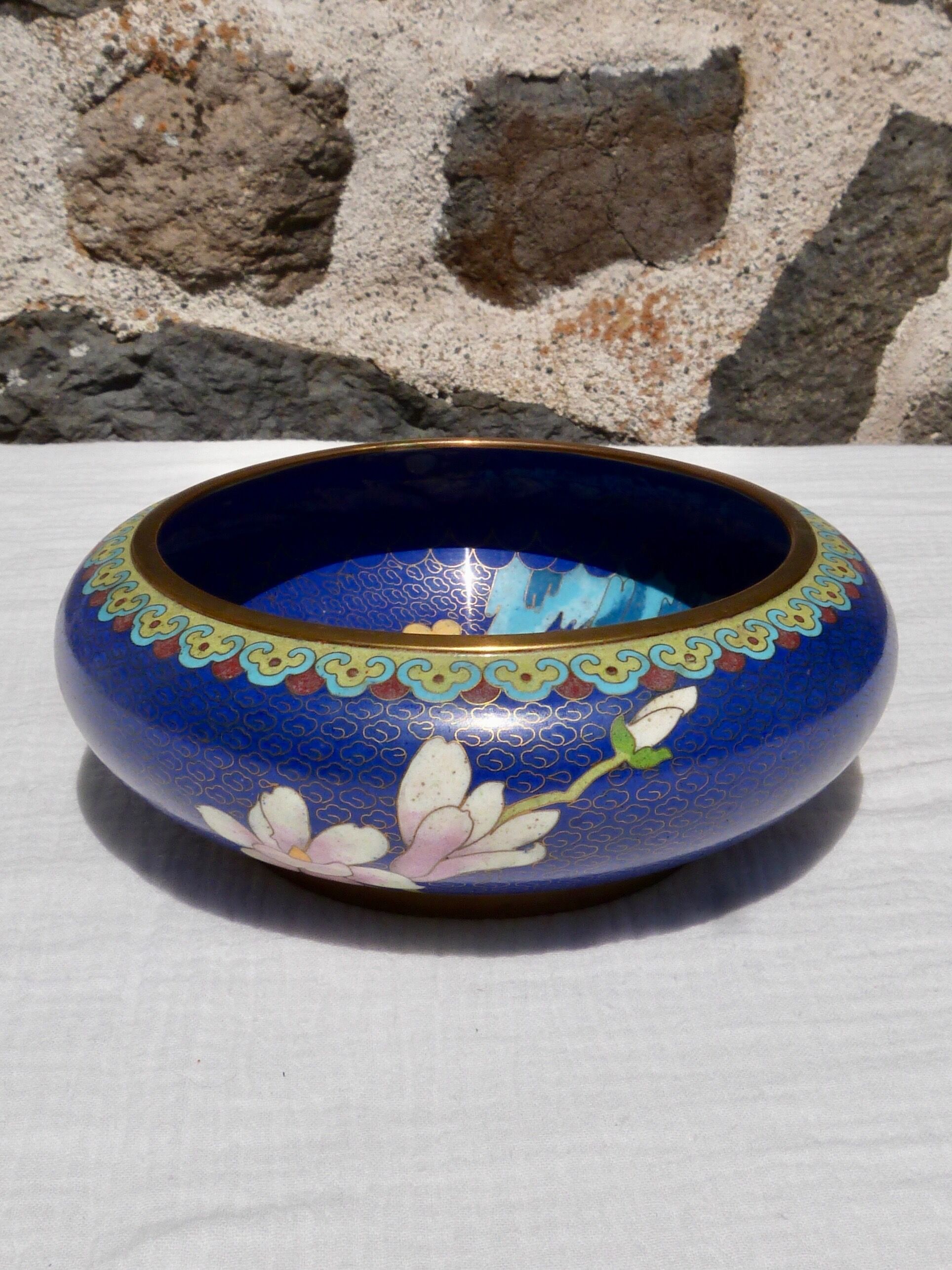 Empty partitioned brass pocket