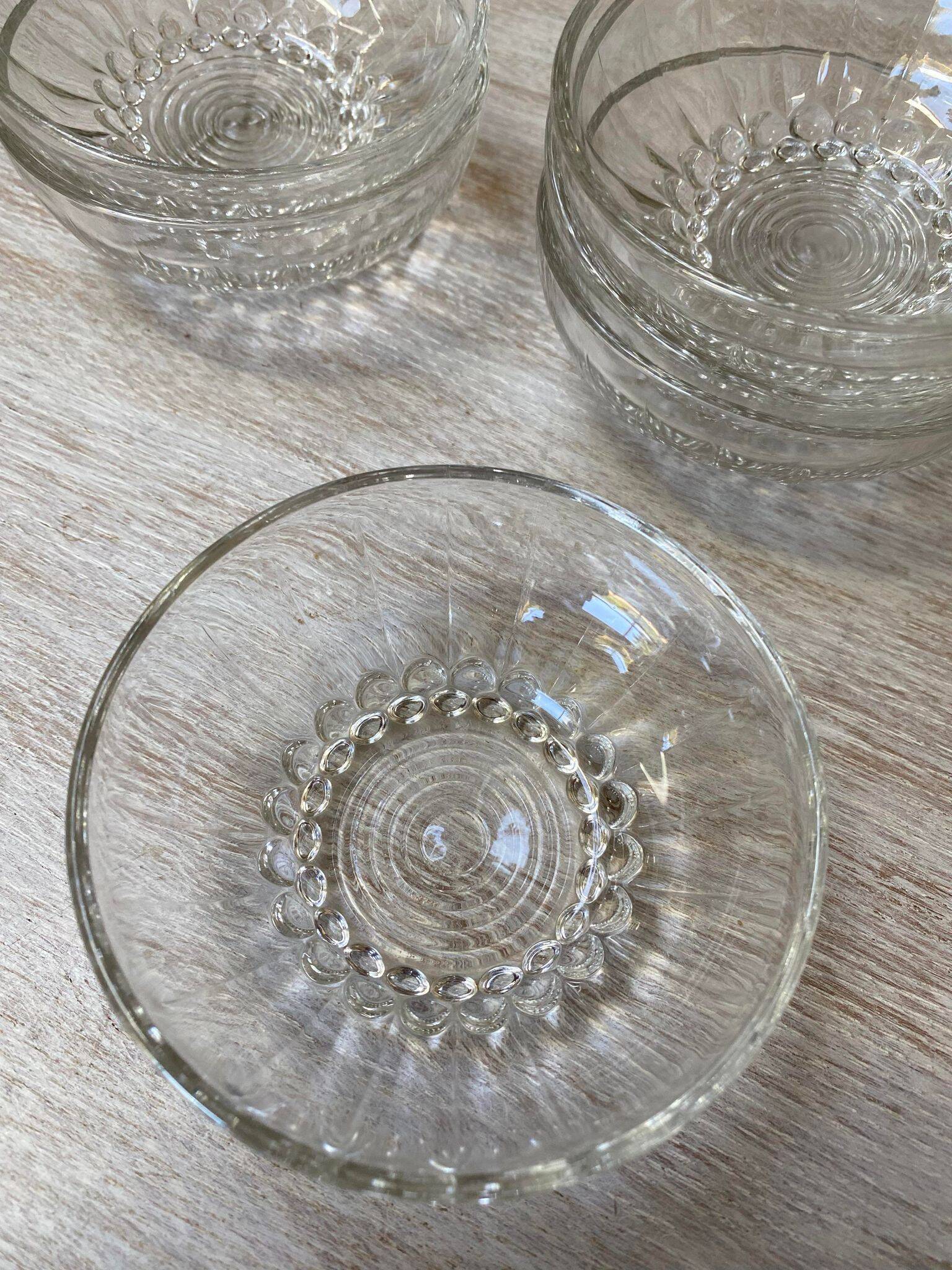 5 glass dessert bowls