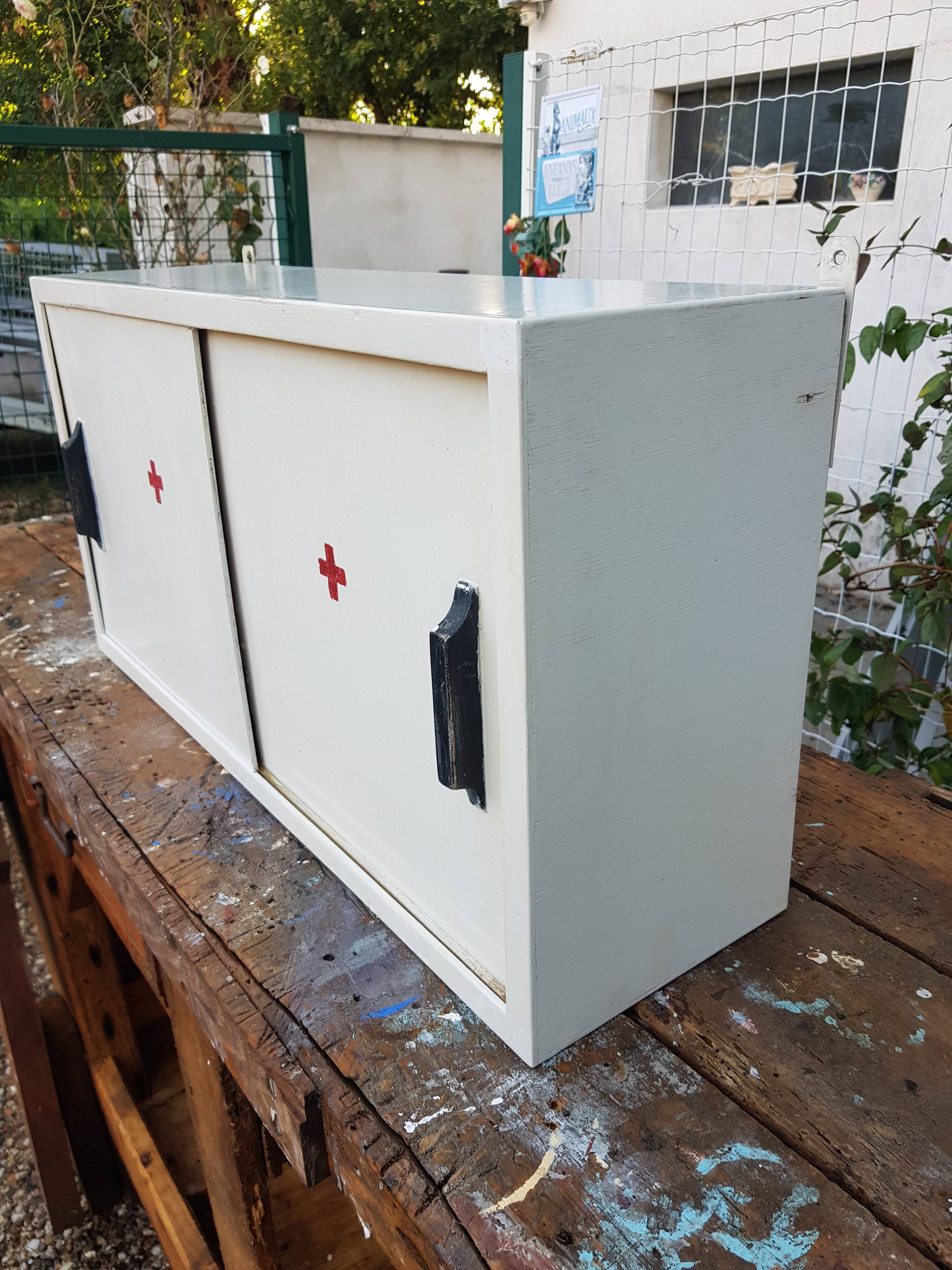 Vintage medicine cabinet