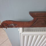 Fronton ancien en chene