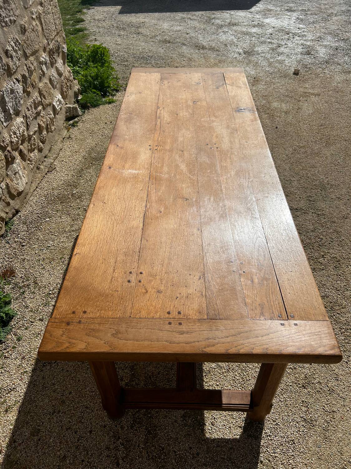 Farm table