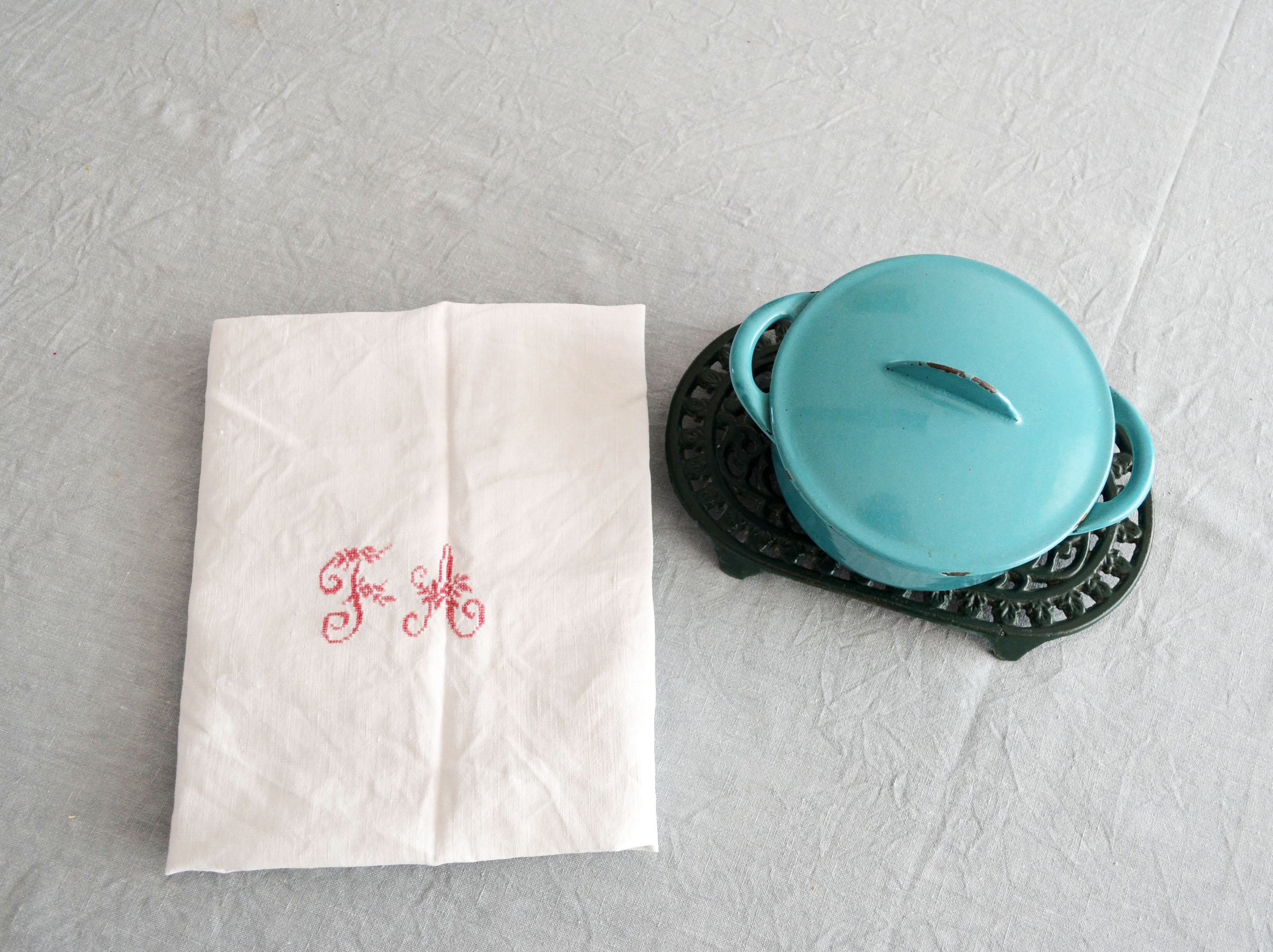 English green cast iron underside