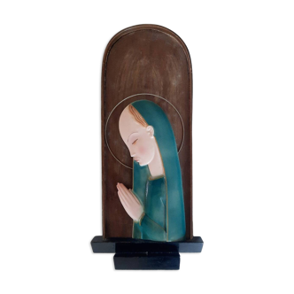 Scupture en céramique représentant la vierge Marie