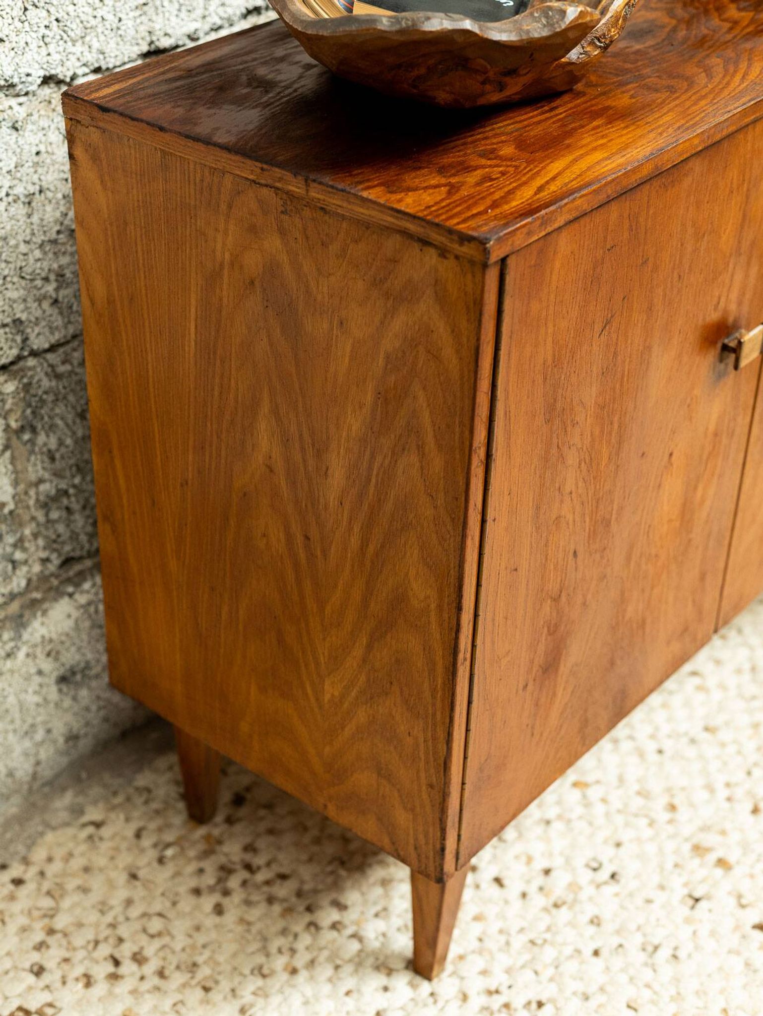 ✨ VINTAGE WOODEN ENFILADE – ELEGANT & FULL OF CHARM ✨